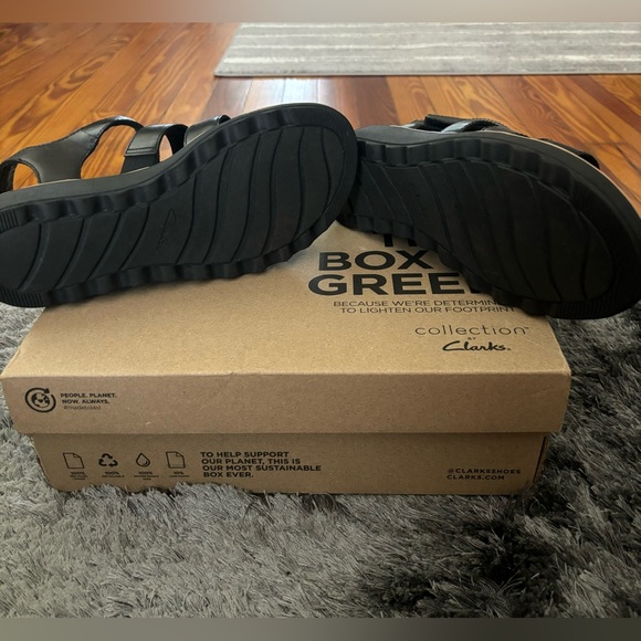 New Clarks Jillian Quartz black leather wedge comfort sandal. Size 8.5M - Picture 3 of 6